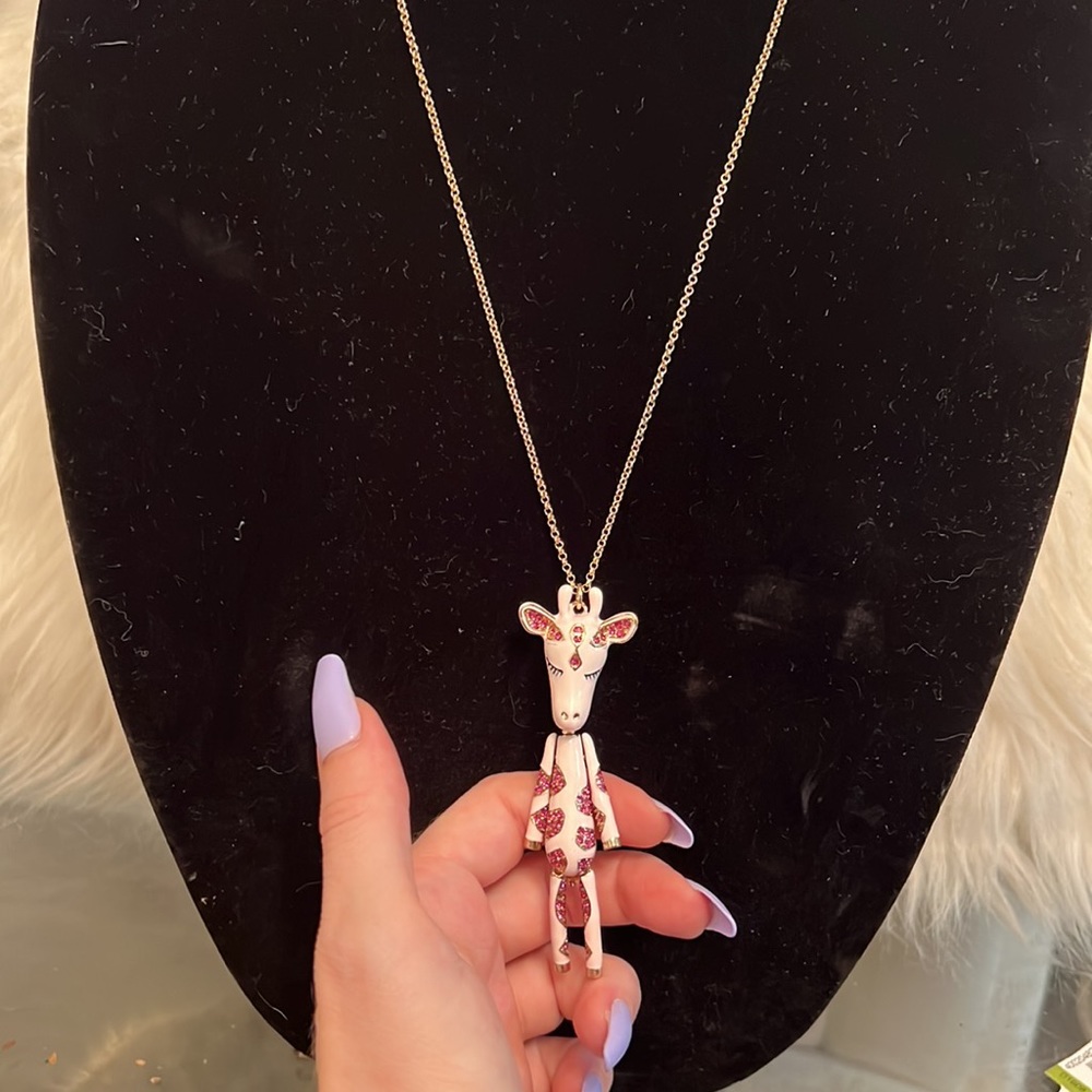 💛💗NWT Betsey Johnson Giraffe Necklace💗💛 - Picture 4 of 4
